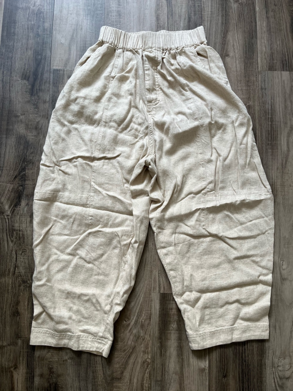 7115 by Szeki Relaxed Linen-Blend Cropped Pants in Light Beige